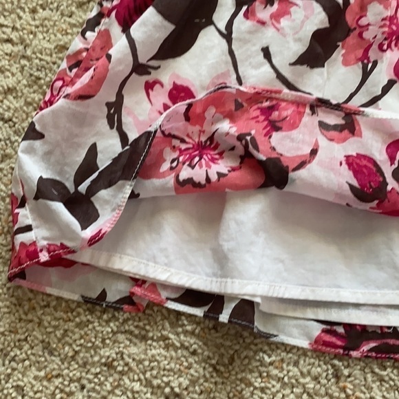 Ann Taylor LOFT Pink Floral Cotton Skirt 8 - Picture 3 of 7